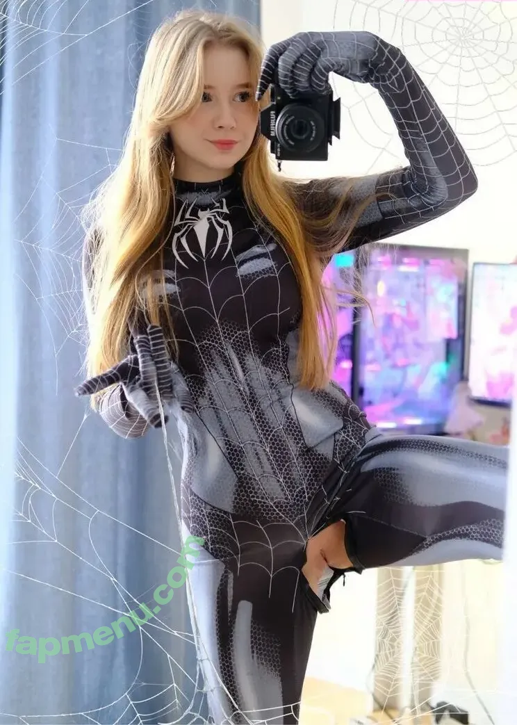 Xzwwass nude photo #0337 (angelicnymphh / sidoorovam)