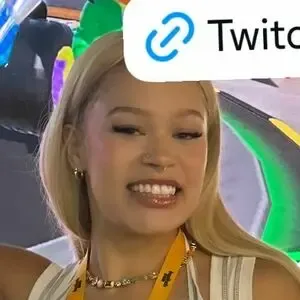 Y0nn.4 Elmo_love_u2 / y0nn.4 nude photo #0008