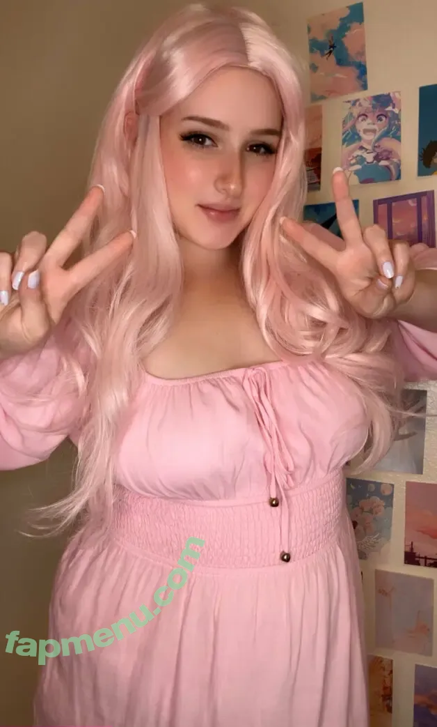 y0urnerdywh0re nude photo #0053 (_adrireyes__)