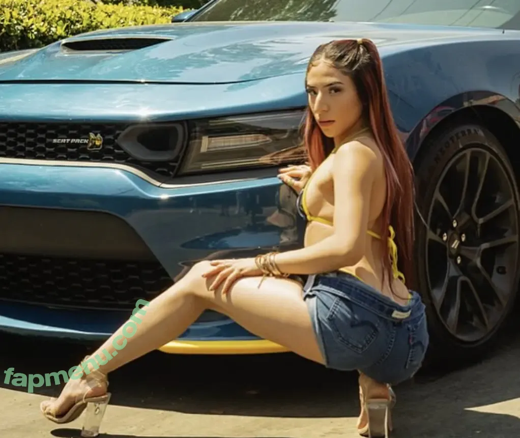 y3zzika nude photo #0016 (y3zzika)