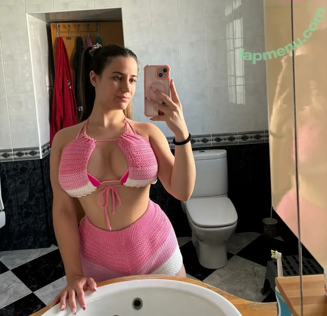 yaaiza99 nude photo #0036 (yaaiza99)