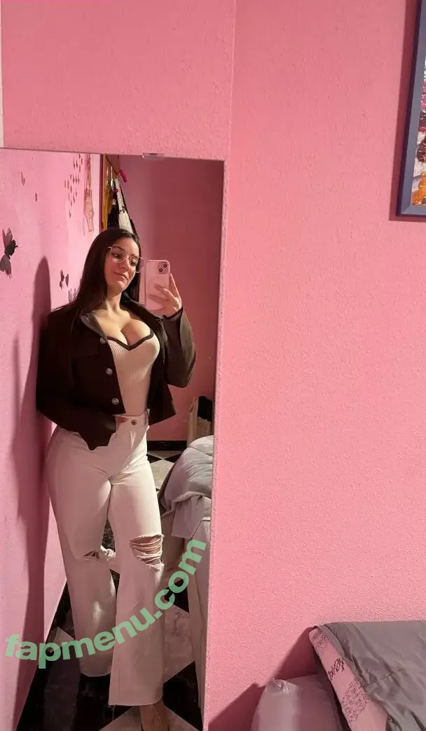 yaaiza99 nude photo #0046 (yaaiza99)