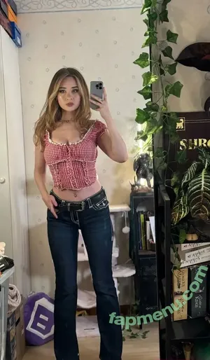 yaboielina / elina nude photo #0871