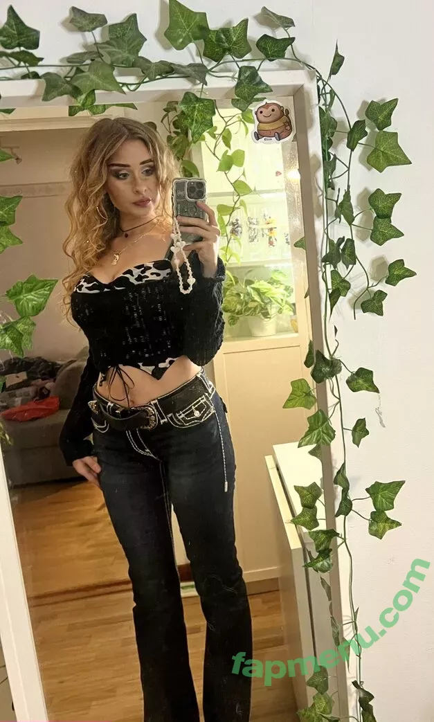 yaboielina nude photo #0197 (elina)