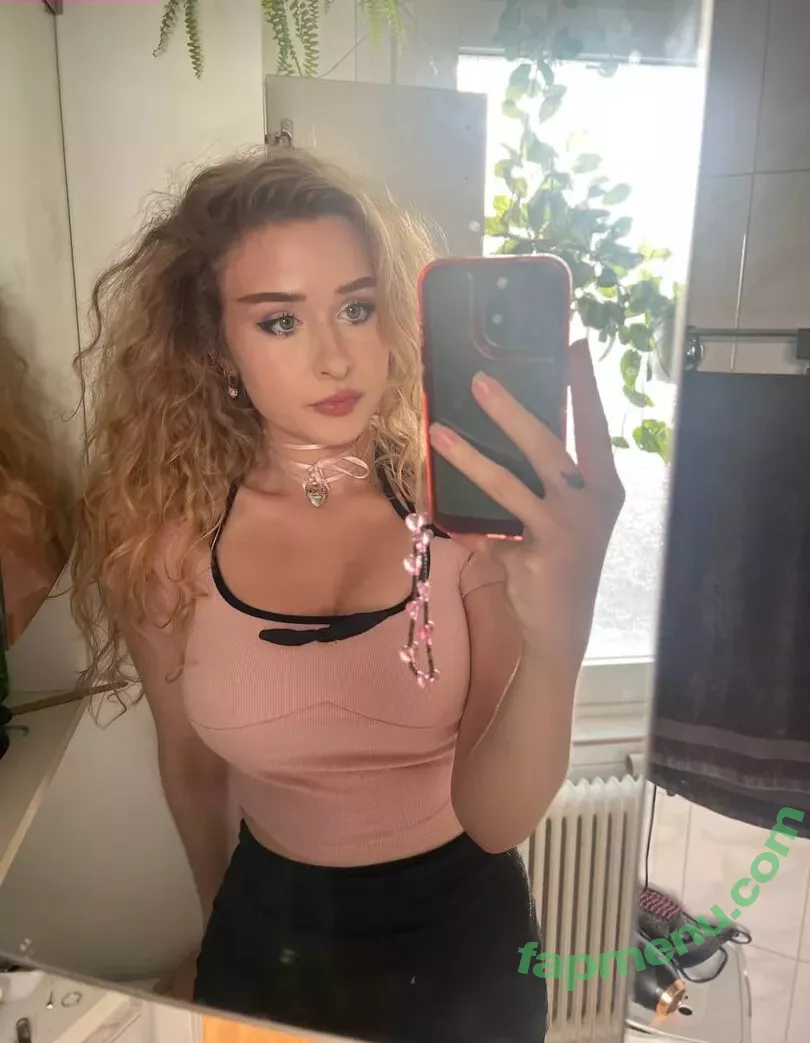 yaboielina nude photo #0210 (elina)