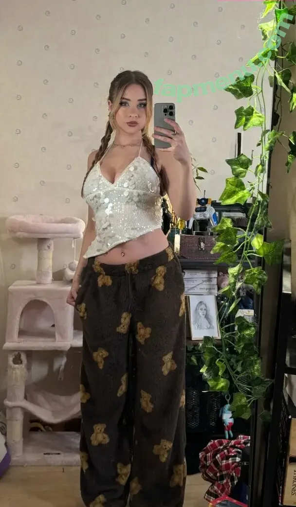 yaboielina nude photo #0901 (elina)