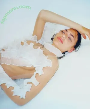 Yael Shelbia / yaelshelbia nude photo #0321