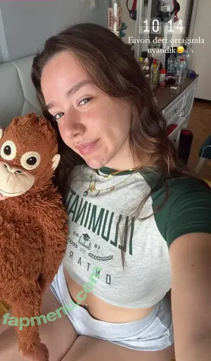 Yağmur Şimşek / yagmursimsek / yamursimseek / yyagmurrsimsek nude photo #0109