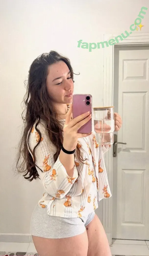 Yağmur Şimşek nude photo #0140 (yagmrsmsk / yagmursimsek / yamursimseek)