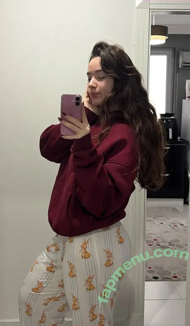 Yağmur Şimşek nude photo #0152 (yagmrsmsk / yagmursimsek / yamursimseek)