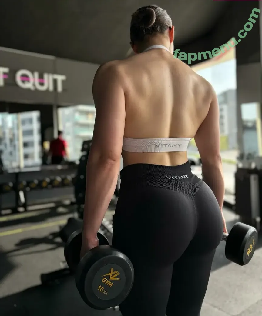 yagmurakbulutt_ nude photo #0013 (yagmurakbulutt_)