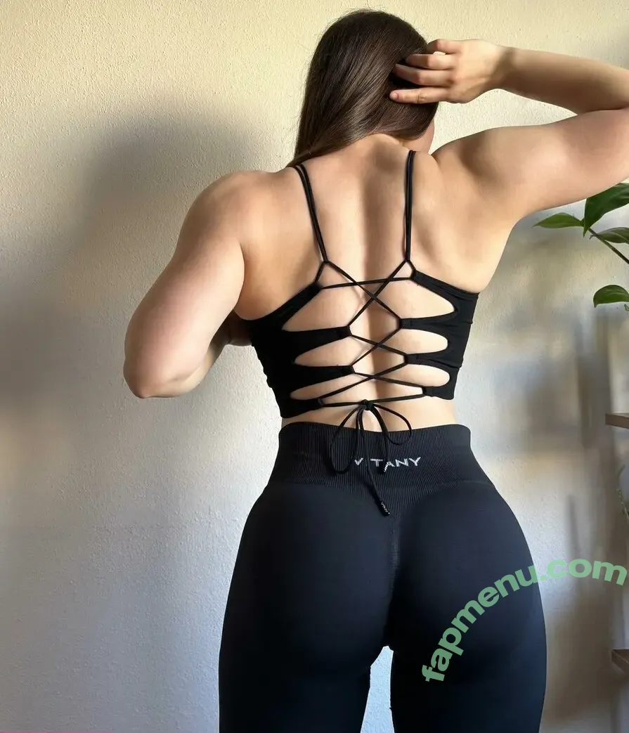yagmurakbulutt_ nude photo #0014 (yagmurakbulutt_)