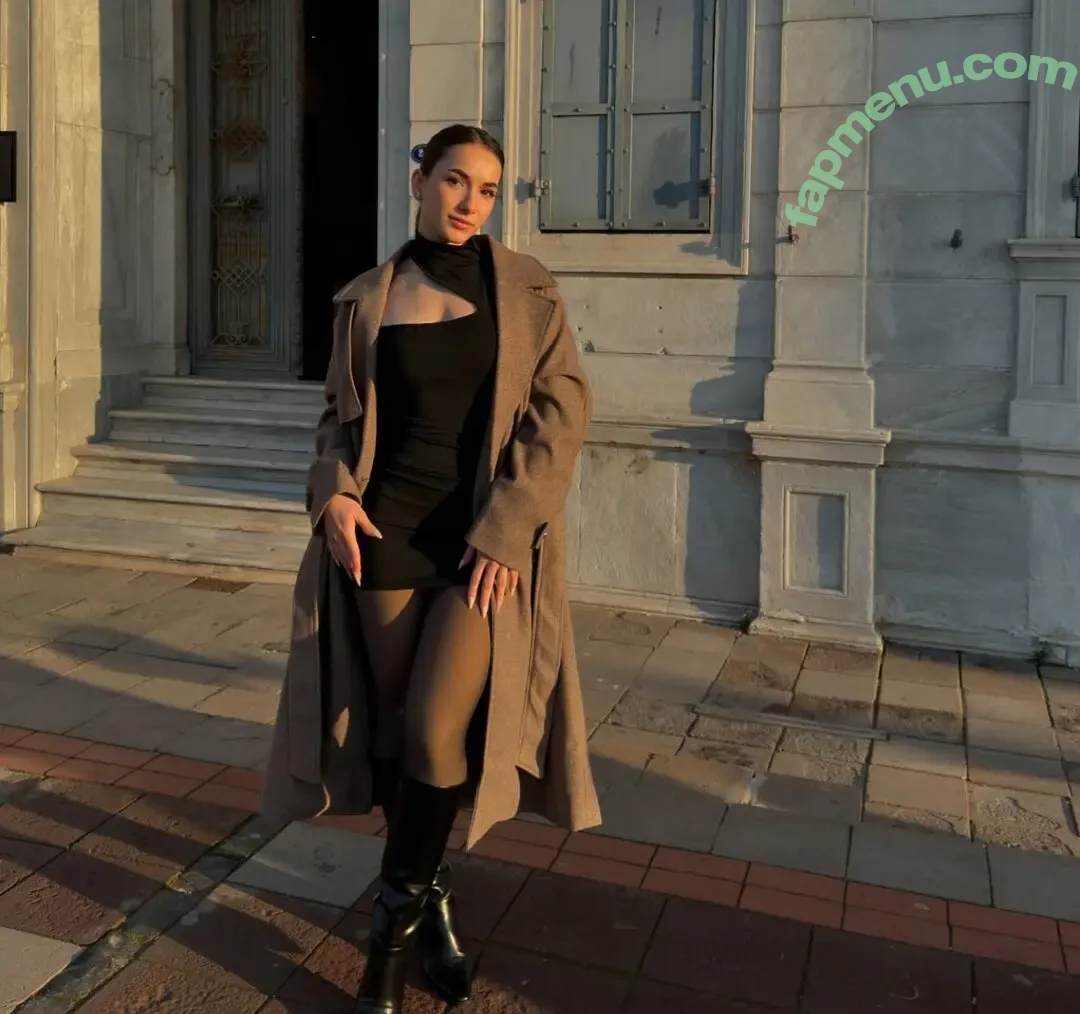 yagmurakbulutt_ nude photo #0034 (yagmurakbulutt_)