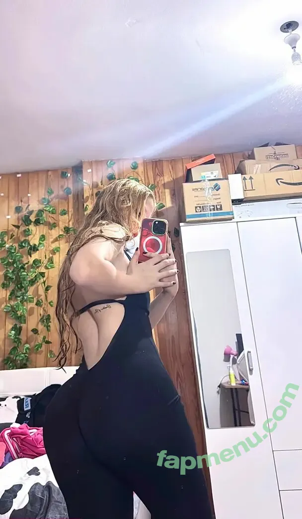 yagmuriave nude photo #0085 (Yagmur Dinc)