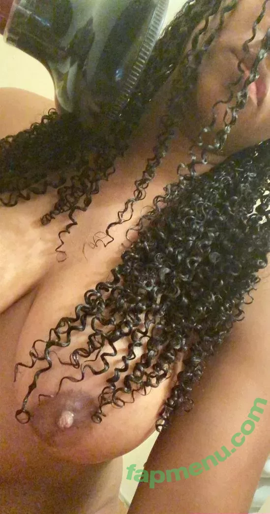 yagurlbubblez nude photo #0028 (notbubbz / yagurlbubbles)