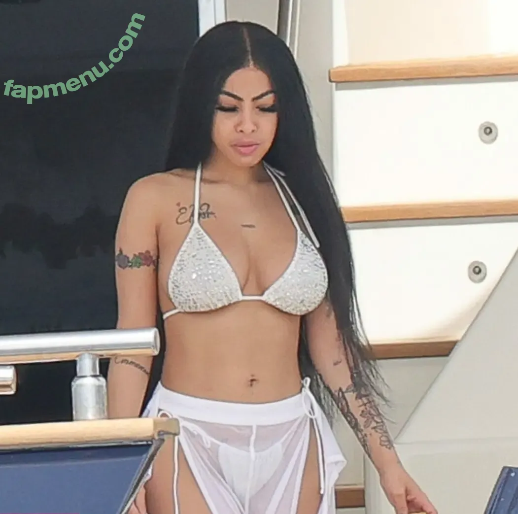 Yailin La Más Viral nude photo #0005 (Yailin La Más Viral)