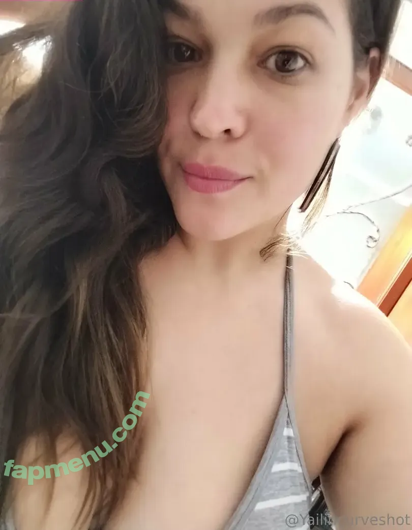 yailincurveshot nude photo #0025 (yailincurveshot)