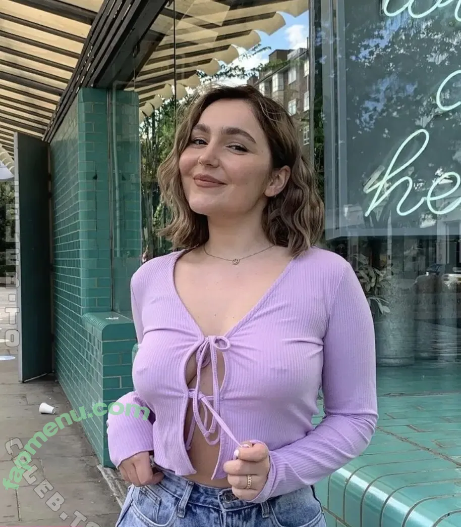 yal.dah nude photo #0050 (yal.dah)