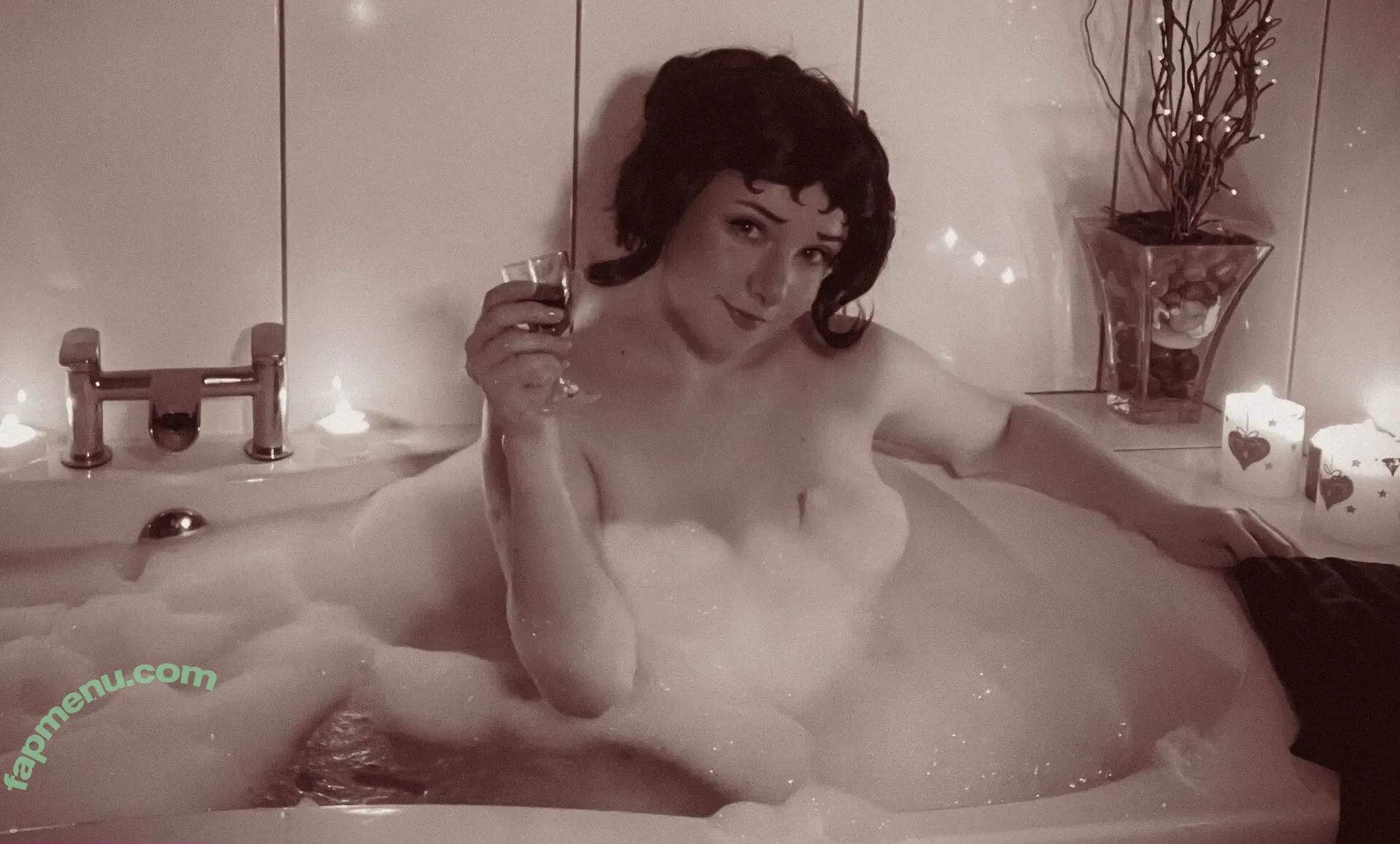 Yami Sanchez nude photo #0154 (yamisanchezz / yamisanchhez)