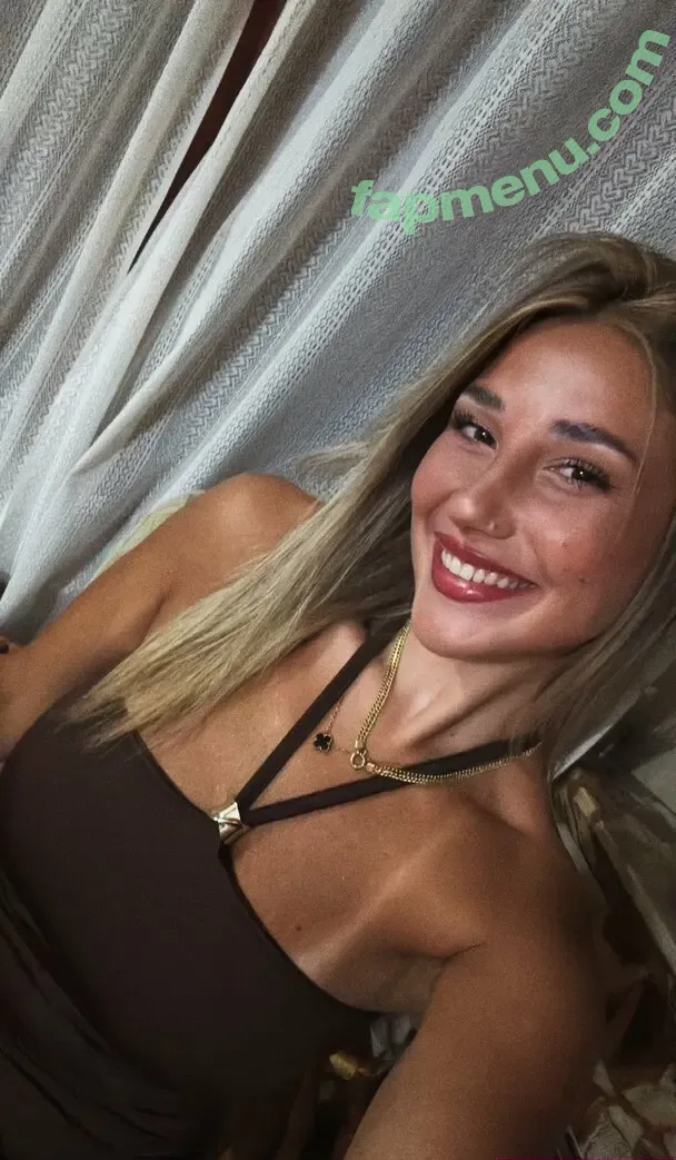 Yami Sanchez nude photo #0163 (yamisanchezz / yamisanchhez)