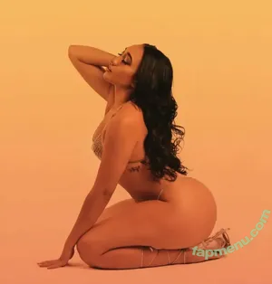 Yamile Duran / Keepingup.wityami / keepup_withyami nude photo #0017