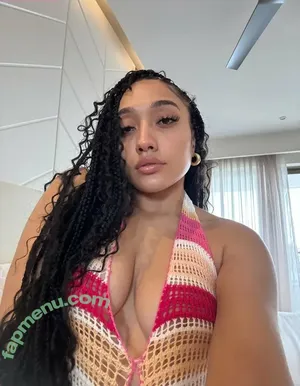 Yamile Duran / Keepingup.wityami nude photo #0041