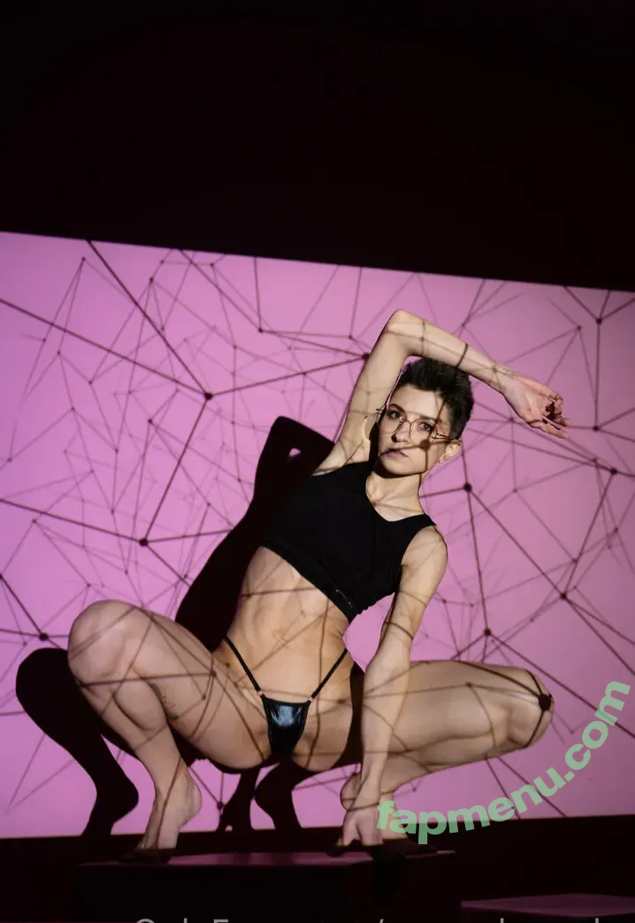 yana_donenko nude photo #0029 (yana_donenko)