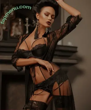 Yana Koshkina / yana_koshkina_official nude photo #0138