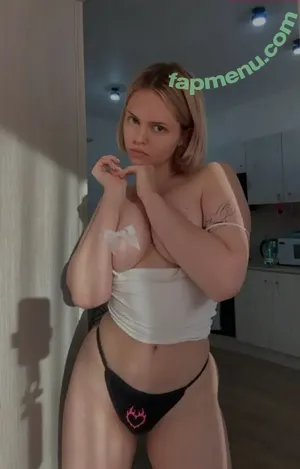 Yana Martin / yanamartinn nude photo #0030