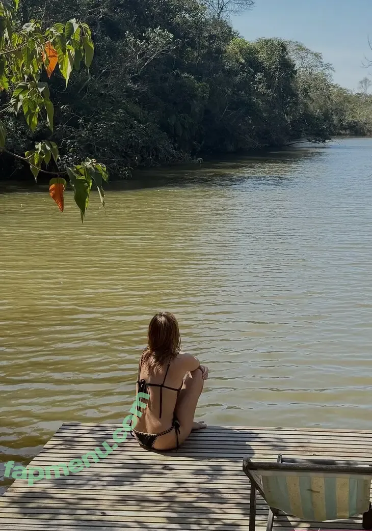 Yana Sardenberg nude photo #0003 (yanasardenberg)