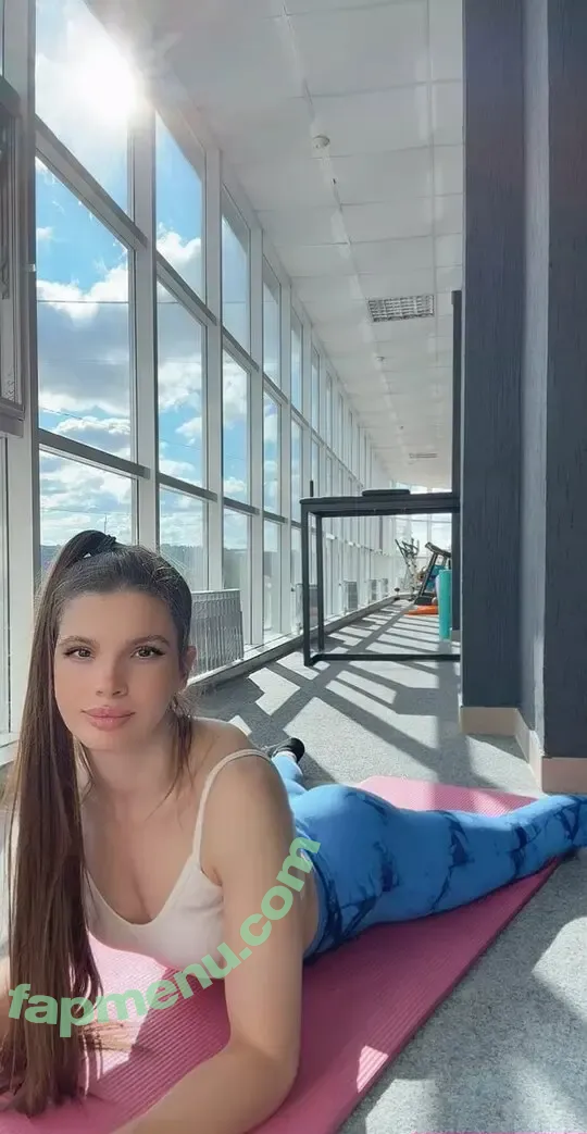 yanatopfit nude photo #0048 (yanatopfit)