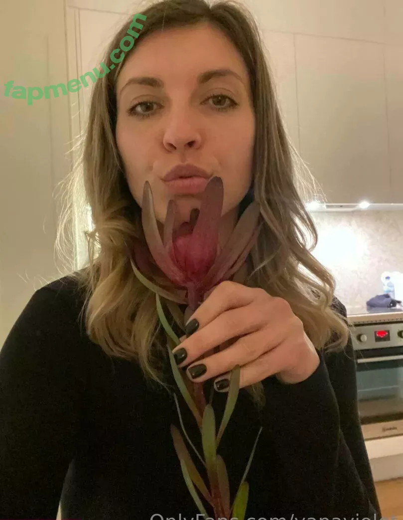 yanaviolet nude photo #0122 (Yanae / bylkamonic)