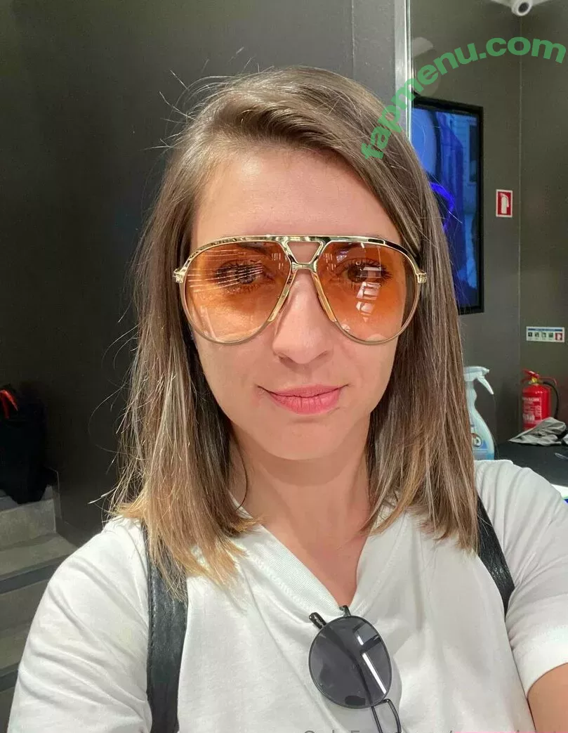 yanaviolet nude photo #0127 (Yanae / bylkamonic)