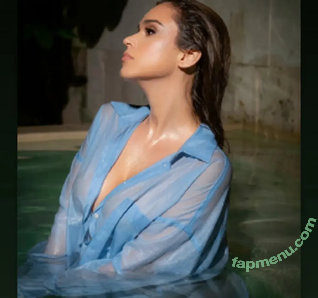 Yanet Garcia nude photo #0006 (iamyanetgarcia)