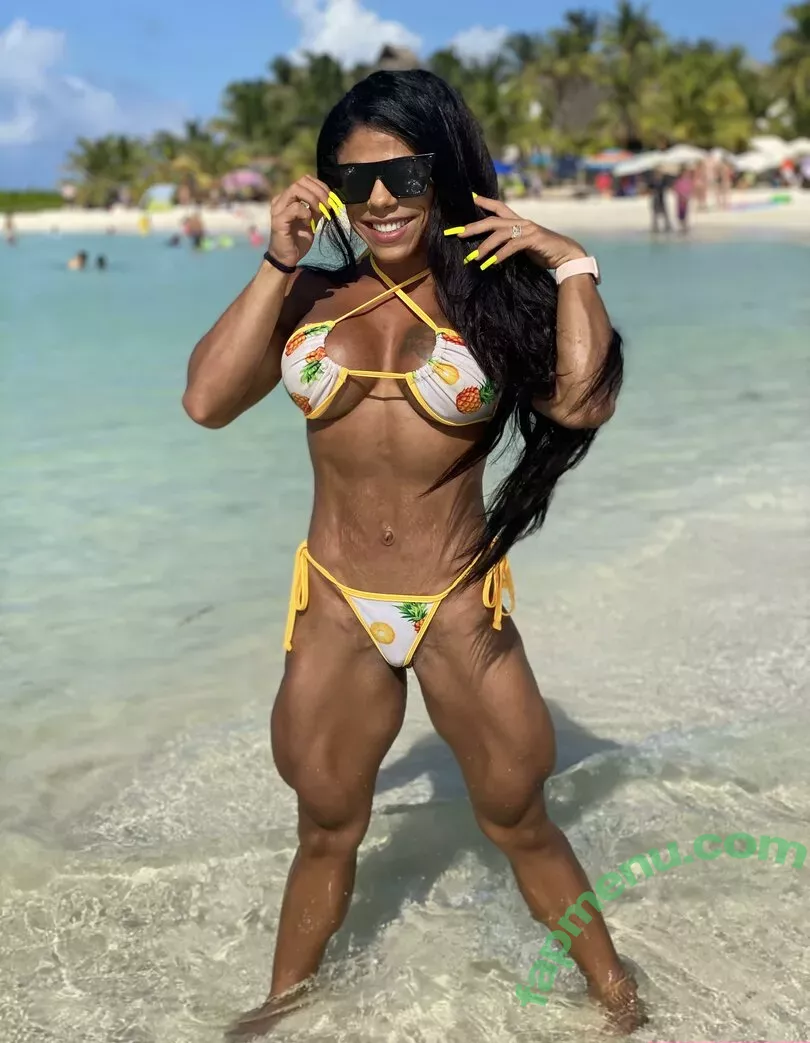 Yanet nude photo #0205 (yanefitlife / yanetfit_life)