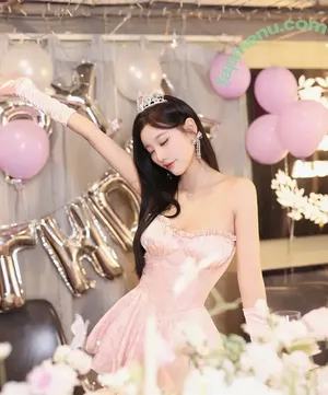 yangchenchen_yome / sugarbabyssssu / 杨晨晨 Sugar nude photo #0116