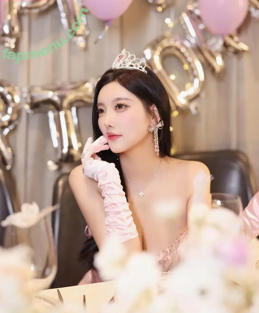 yangchenchen_yome nude photo #0117 (sugarbabyssssu / 杨晨晨 Sugar)