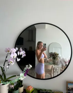 yaniekaaa / yanieka.w nude photo #0059