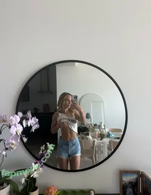 yaniekaaa / yanieka.w nude photo #0080