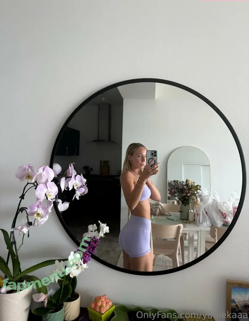 yaniekaaa nude photo #0059 (yanieka.w)