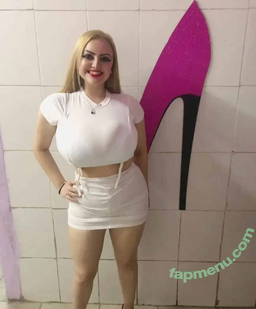 yaninatttula13 nude photo #0001 (yaninatttula)