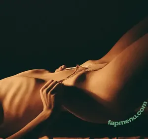  nude photo #0007