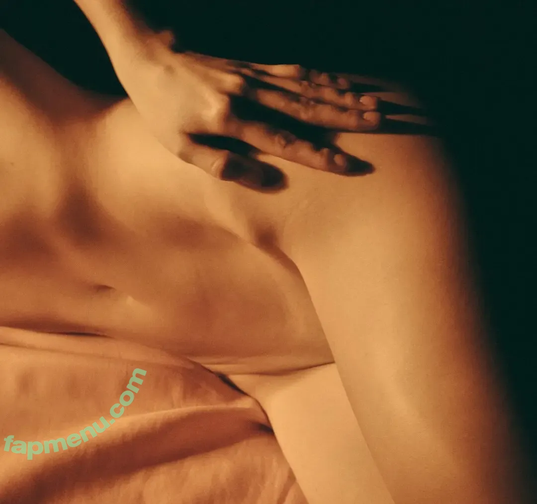 yanzarova nude photo #0011 (yanzarova)
