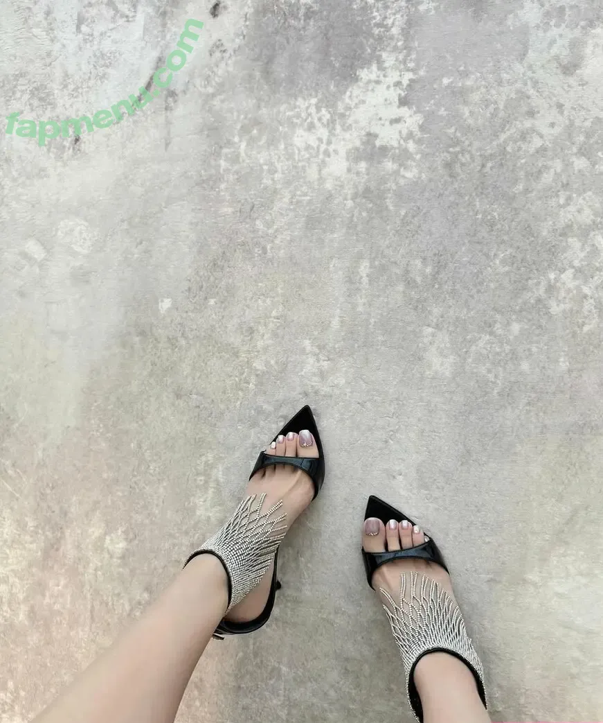 yaozhuzhu_ nude photo #0012 (yaozhuzhu_)