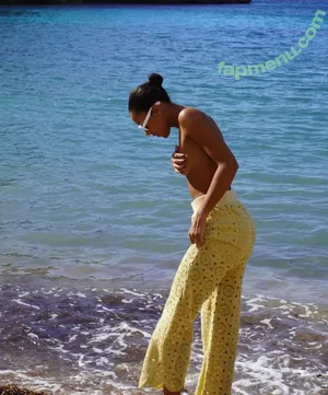 Yara Charry / only_charry / yaracharry nude photo #0050