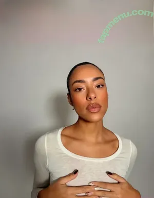 Yara Charry / only_charry / yaracharry nude photo #0081