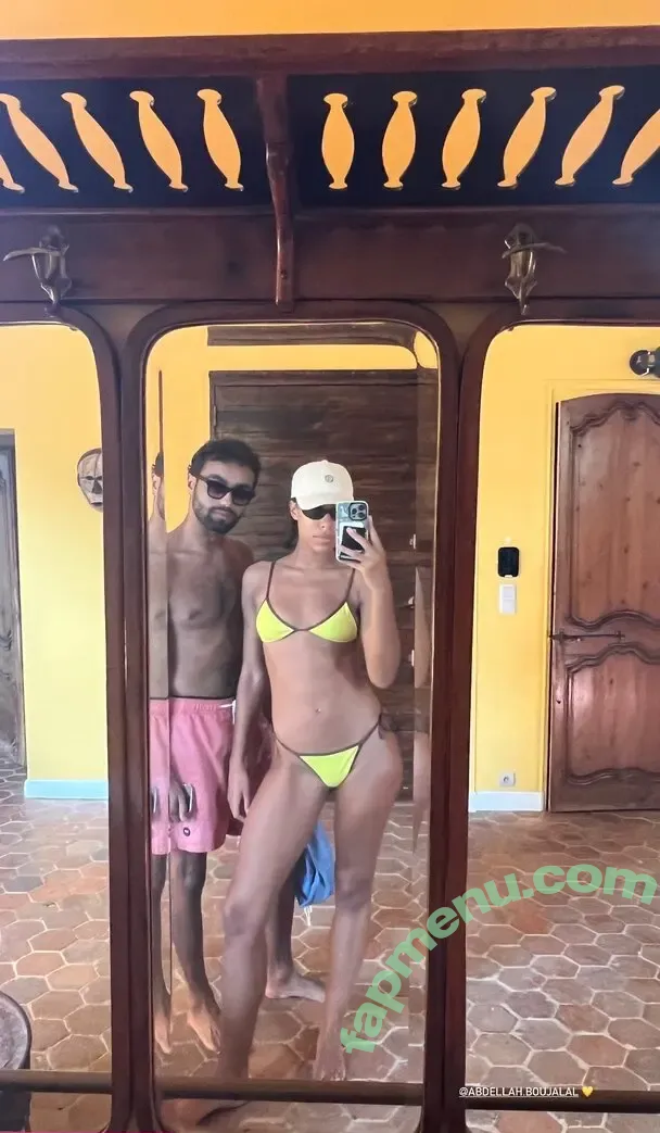 Yara Charry nude photo #0002 (only_charry / yaracharry)