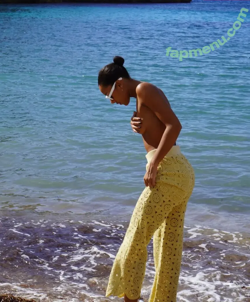 Yara Charry nude photo #0050 (only_charry / yaracharry)