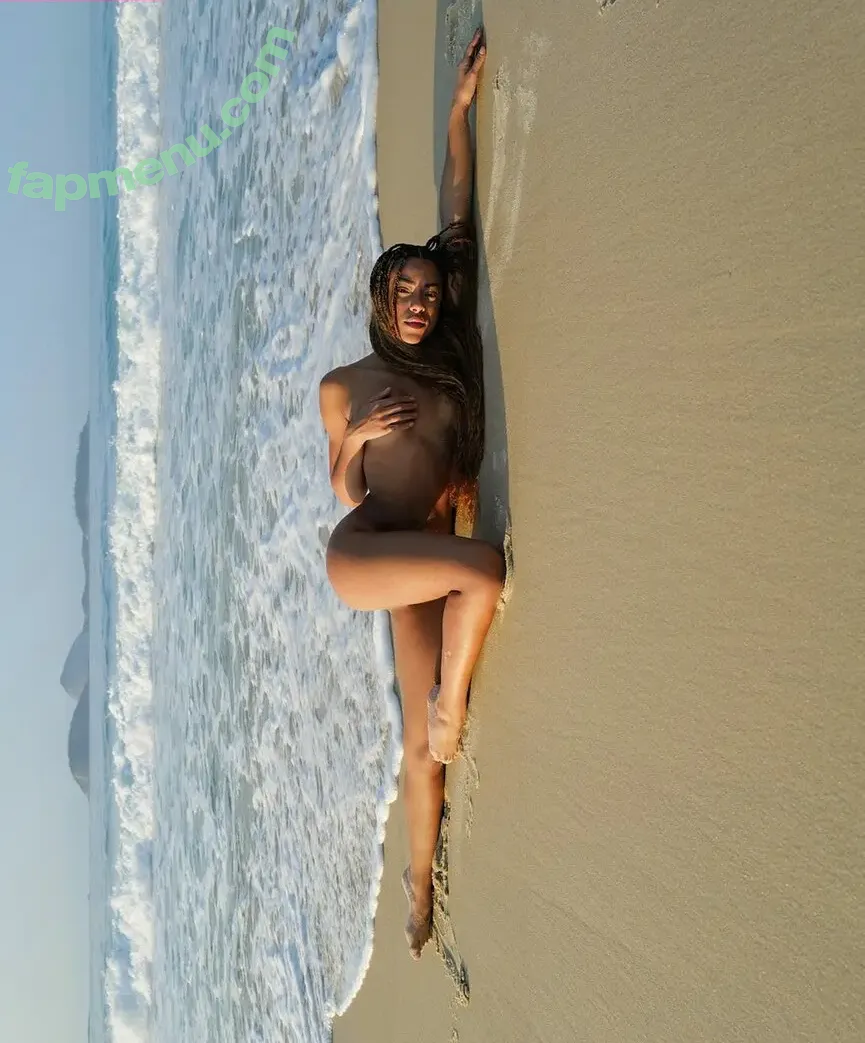 Yara Charry nude photo #0011 (only_charry / yaracharry)