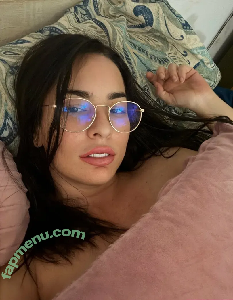yareliroses nude photo #0009 (yareliroses)